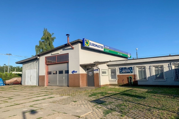 Белорус открыл в Варшаве сразу 2 автосервиса. Как у него теперь дела? Белорус открыл в Варшаве сразу 2 автосервиса. Как у него теперь дела?