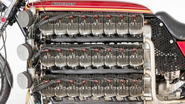 Мотоцикл-рекордсмен с 48-цилиндровым мотором выставили на аукцион Мотоцикл-рекордсмен с 48-цилиндровым мотором выставили на аукцион